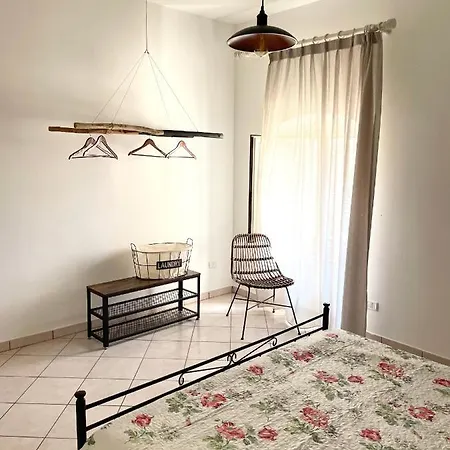 アパート Finestra Sul Borgo Apt. アックーアリカ・デル・カーポ