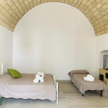 Finestra Sul Borgo Apt. アパート アックーアリカ・デル・カーポ