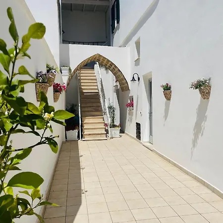 Finestra Sul Borgo Apt. Apartment Acquarica del Capo