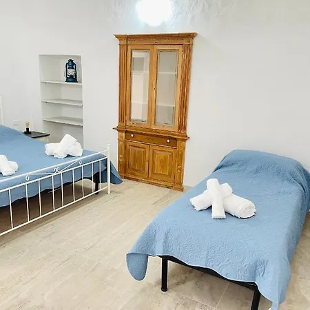 Finestra Sul Borgo Apt. Apartment *